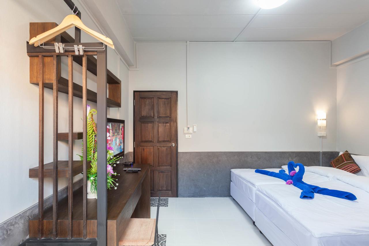 Phuket Feelgood@Journey Hostel מראה חיצוני תמונה
